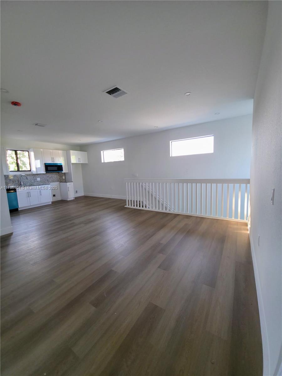 1313 Nw 6th Ave Property Photo 10