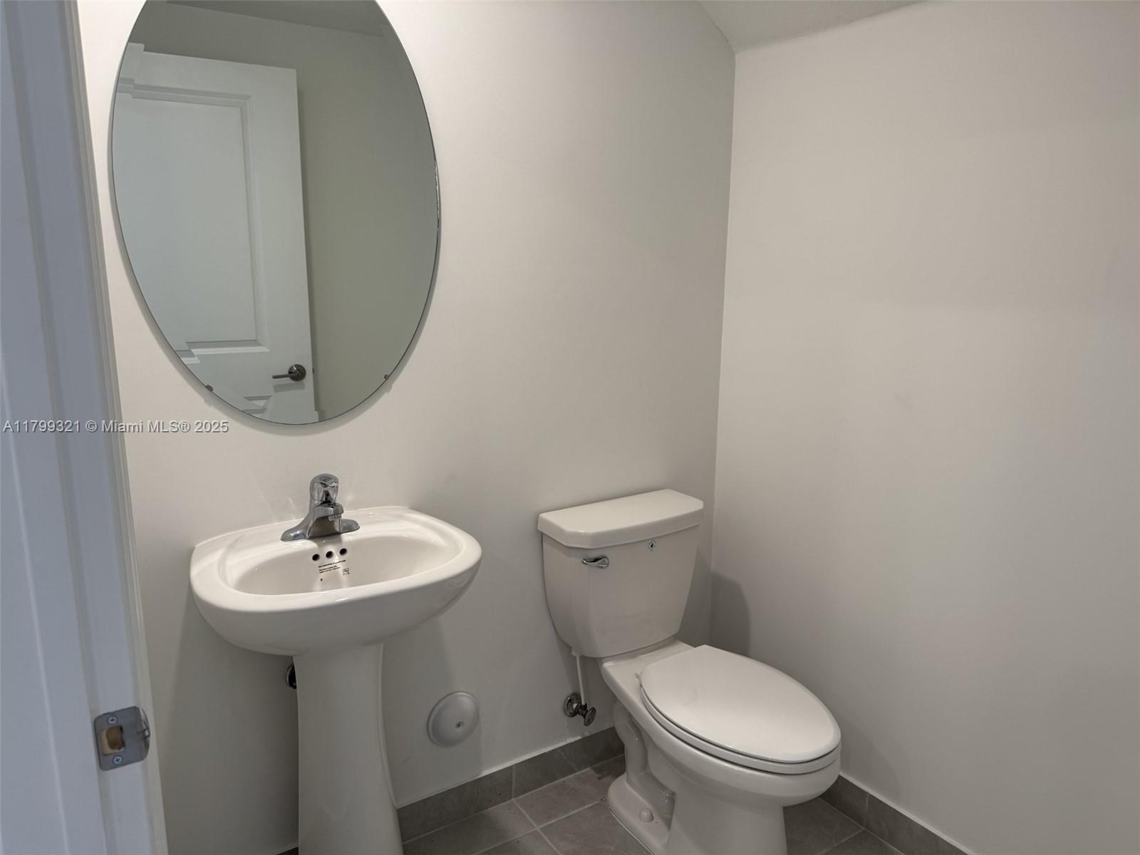 11919 Sw 247th Ter . Property Photo 9