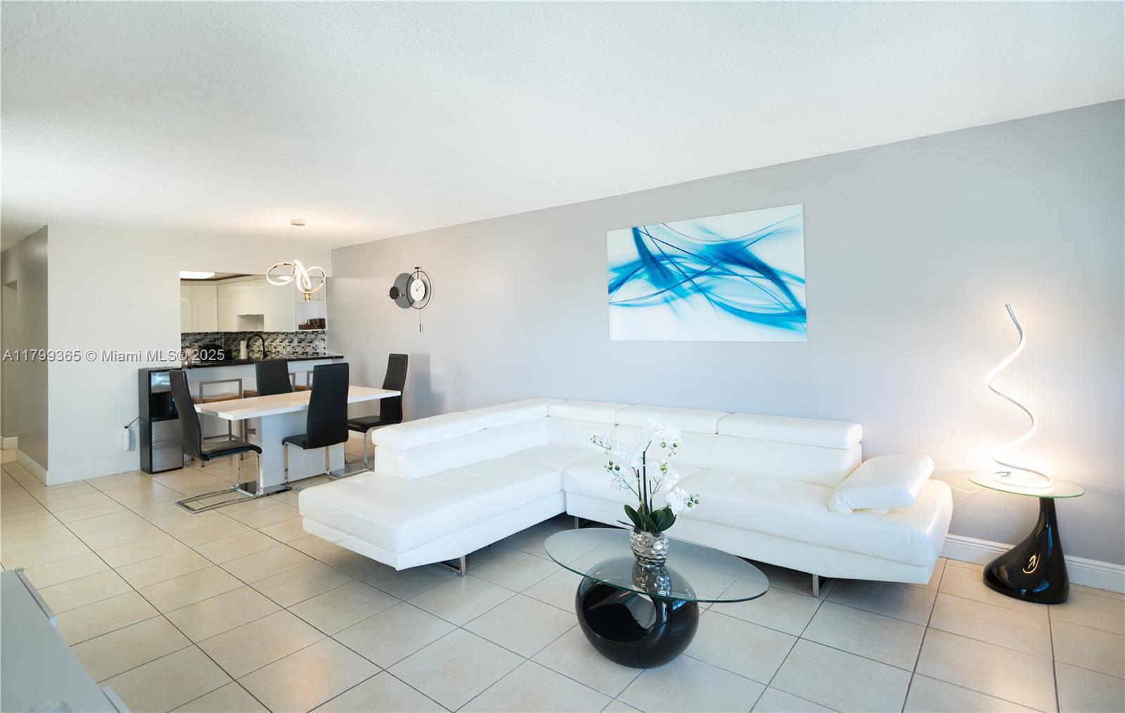 6950 Miami Gardens Dr 2-502 Property Photo 1