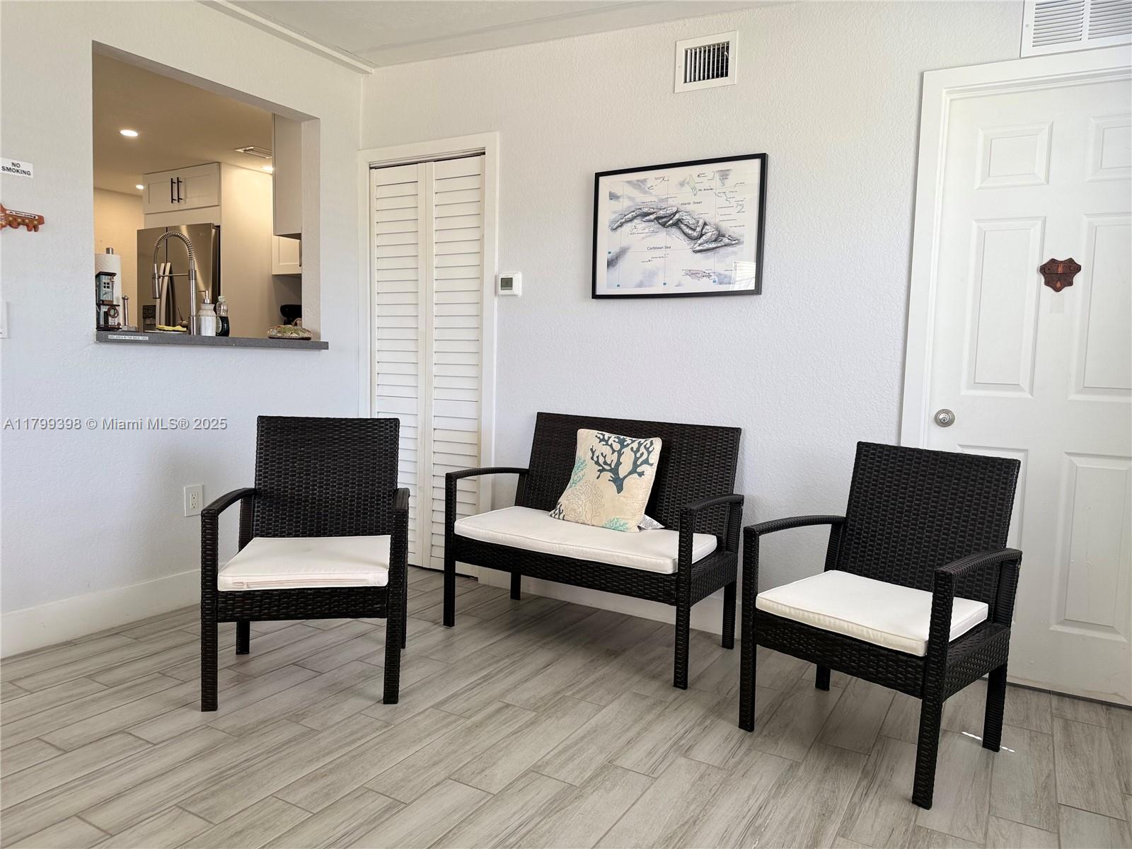 5 Michael Dr 0 Property Photo 10
