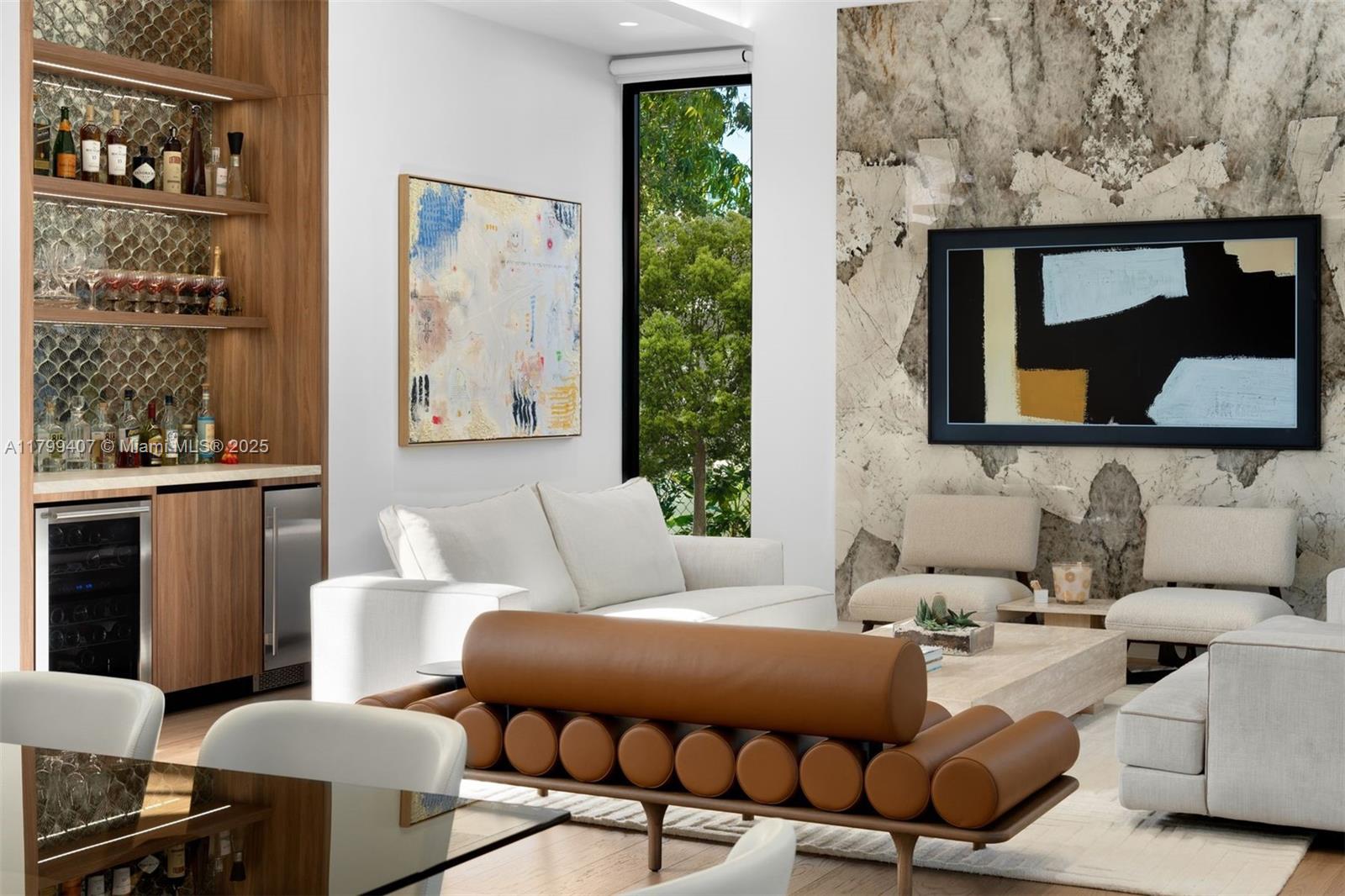 2323 Sw 2nd Ave Property Photo 7