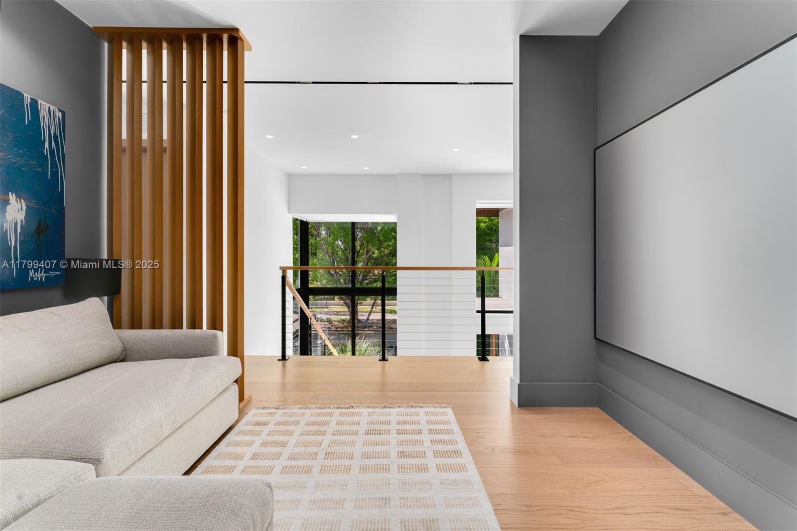 2323 Sw 2nd Ave Property Photo 9