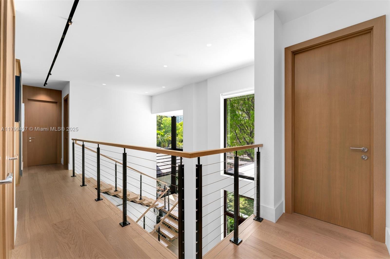 2323 Sw 2nd Ave Property Photo 40