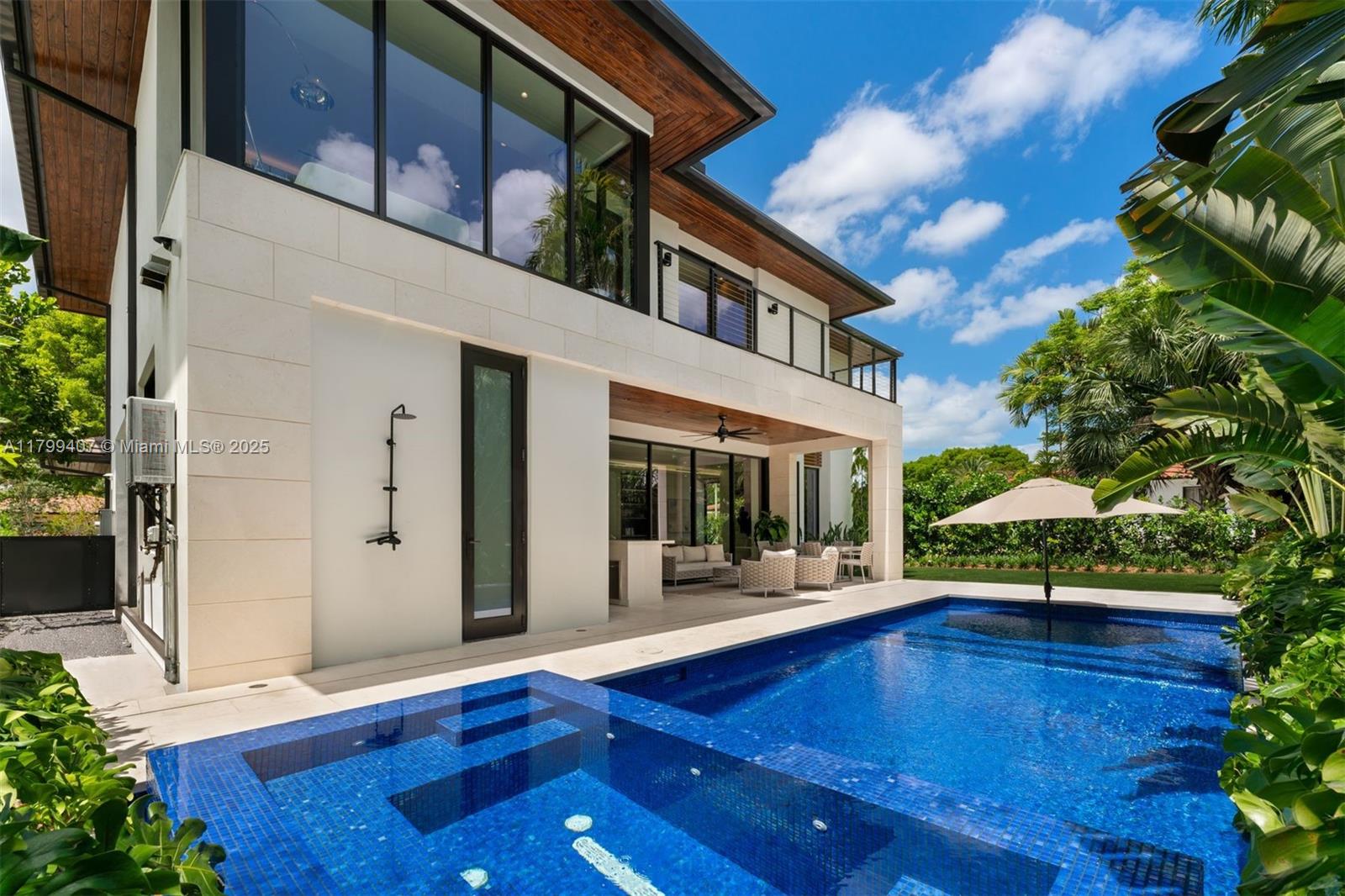 2323 Sw 2nd Ave Property Photo 60