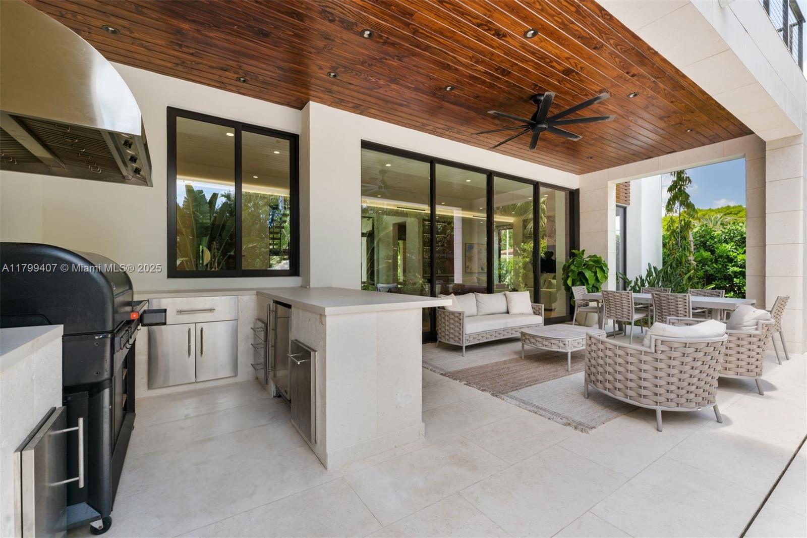 2323 Sw 2nd Ave Property Photo 61