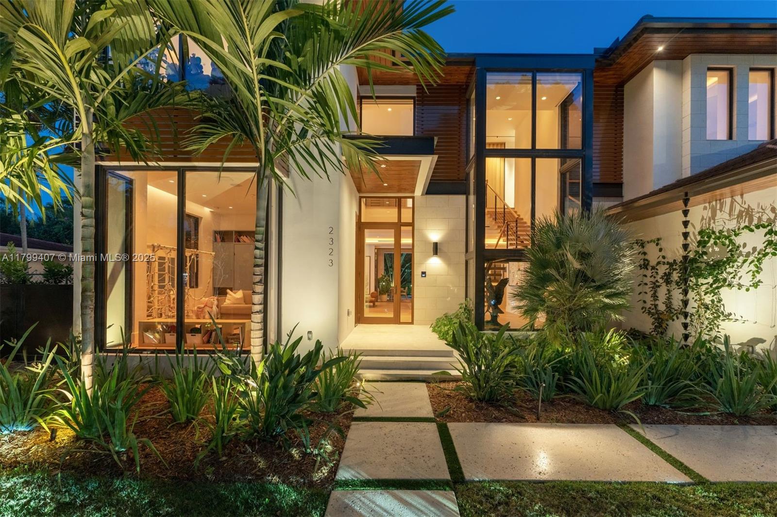 2323 Sw 2nd Ave Property Photo 82