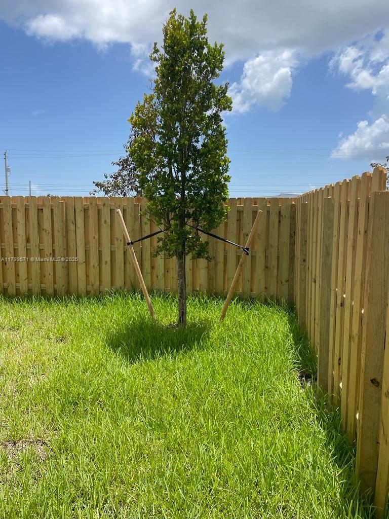 23481 Sw 127th Pl Property Photo 2