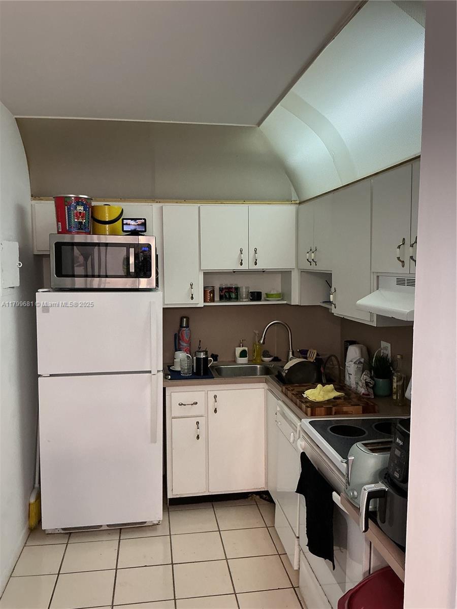 2424 Se 17th Cswy 311b Property Photo 8