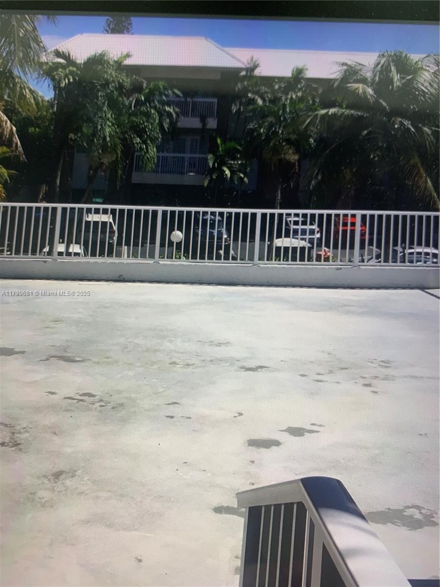 2424 Se 17th Cswy 311b Property Photo 10