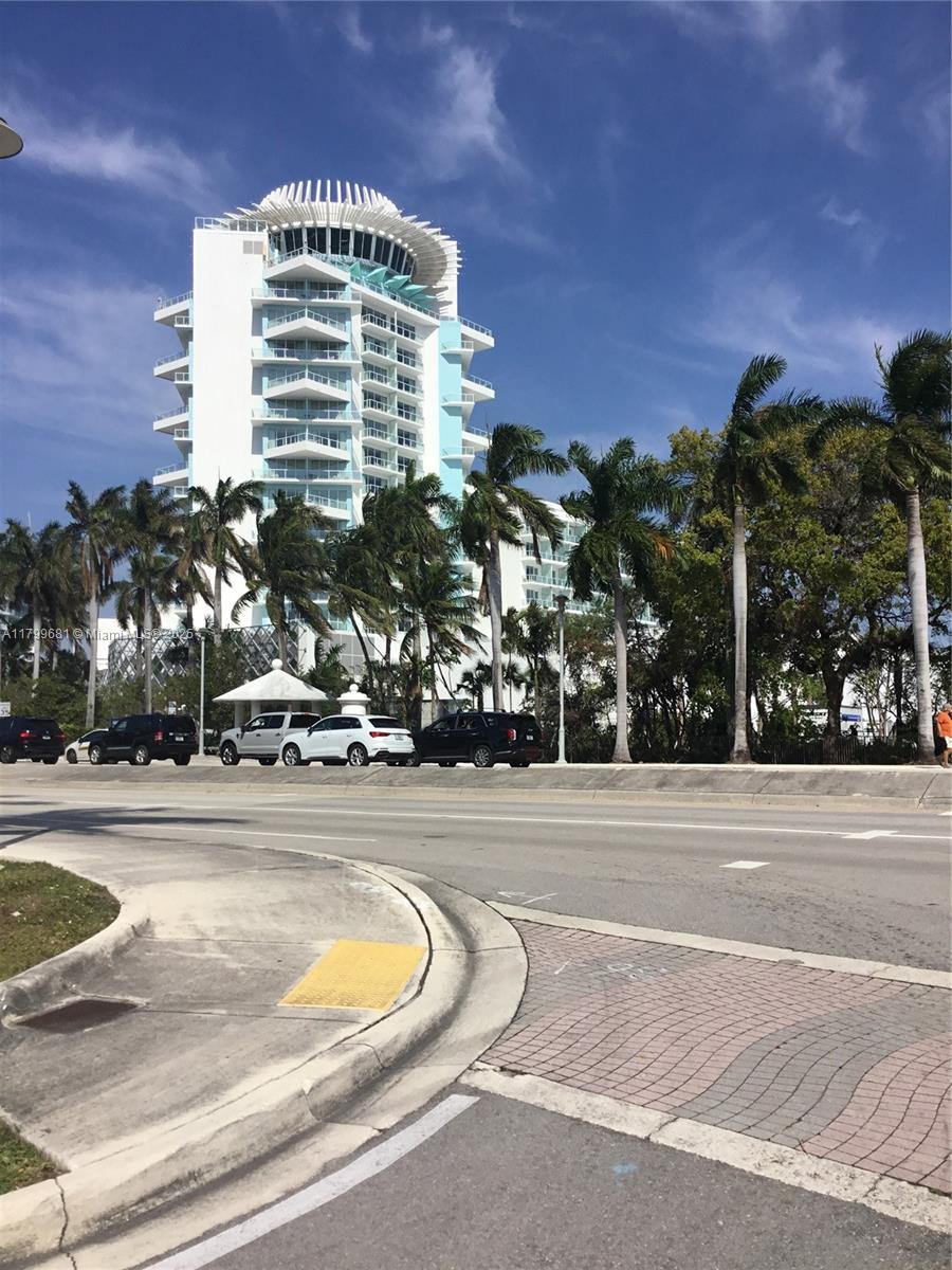 2424 Se 17th Cswy 311b Property Photo 15