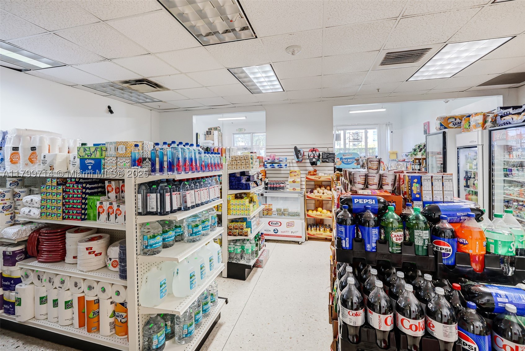 19370 Collins Ave 324 Property Photo 45
