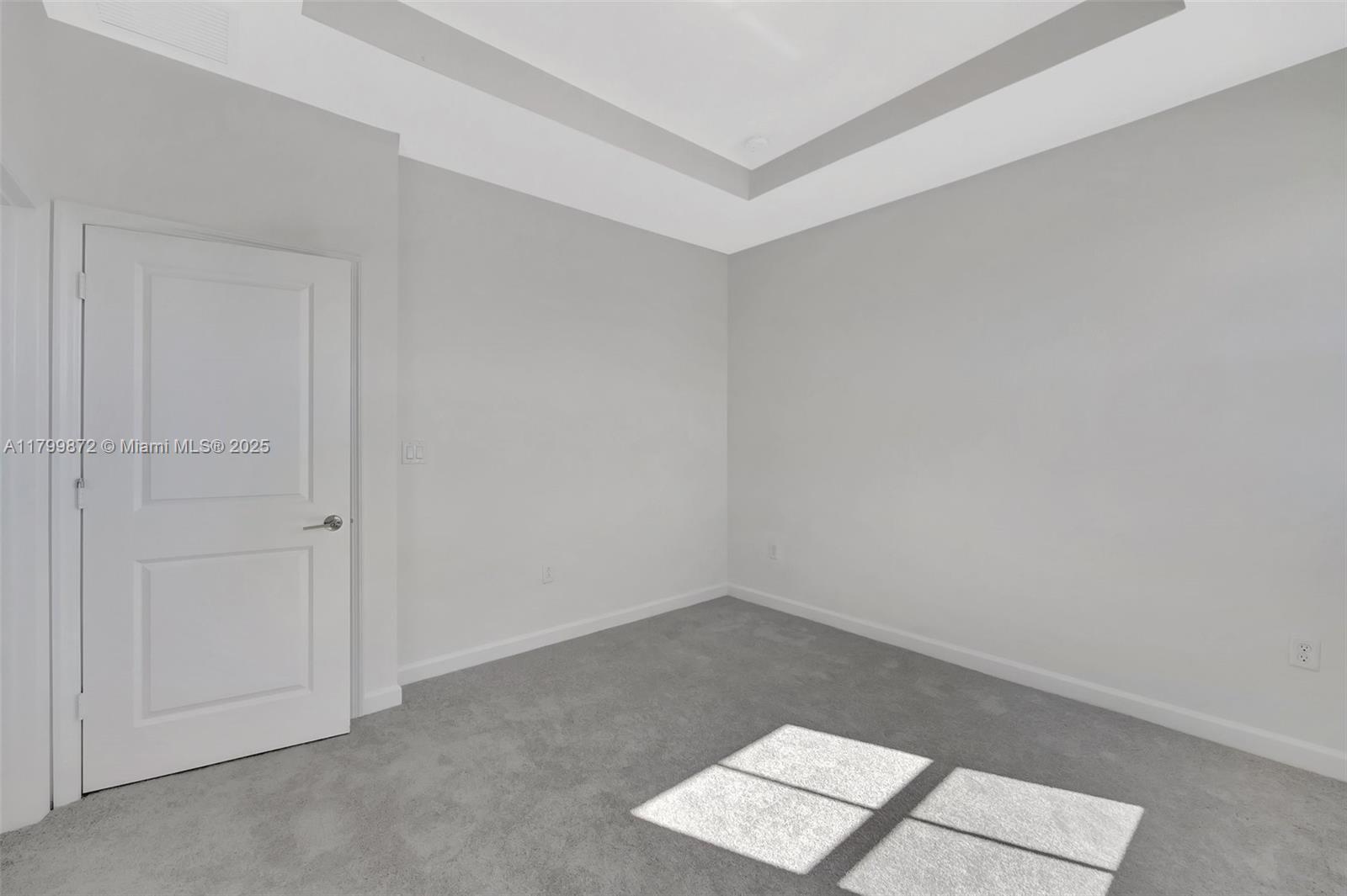 2412 Se 29 Str 2412 Property Photo 17