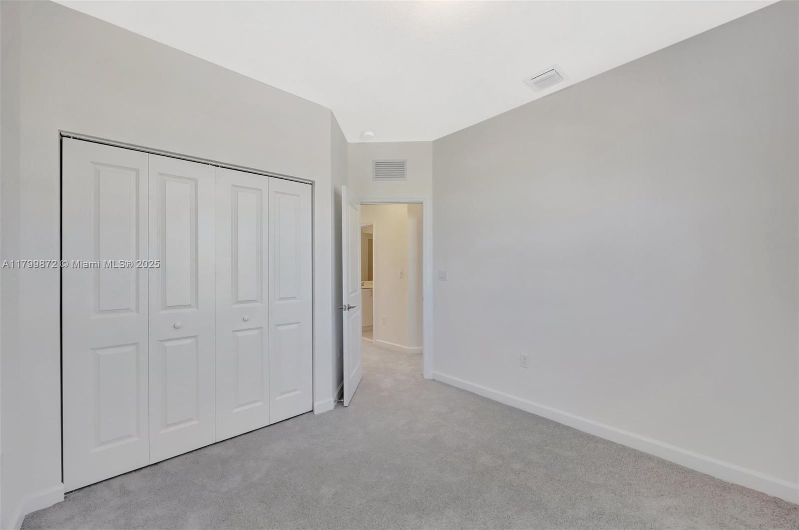 2412 Se 29 Str 2412 Property Photo 27