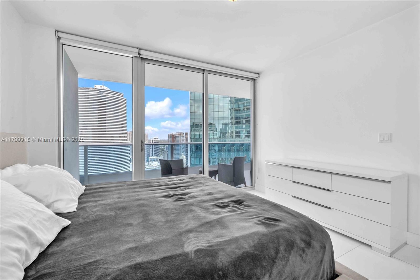 200 Biscayne Boulevard Way 4012 Property Photo 8
