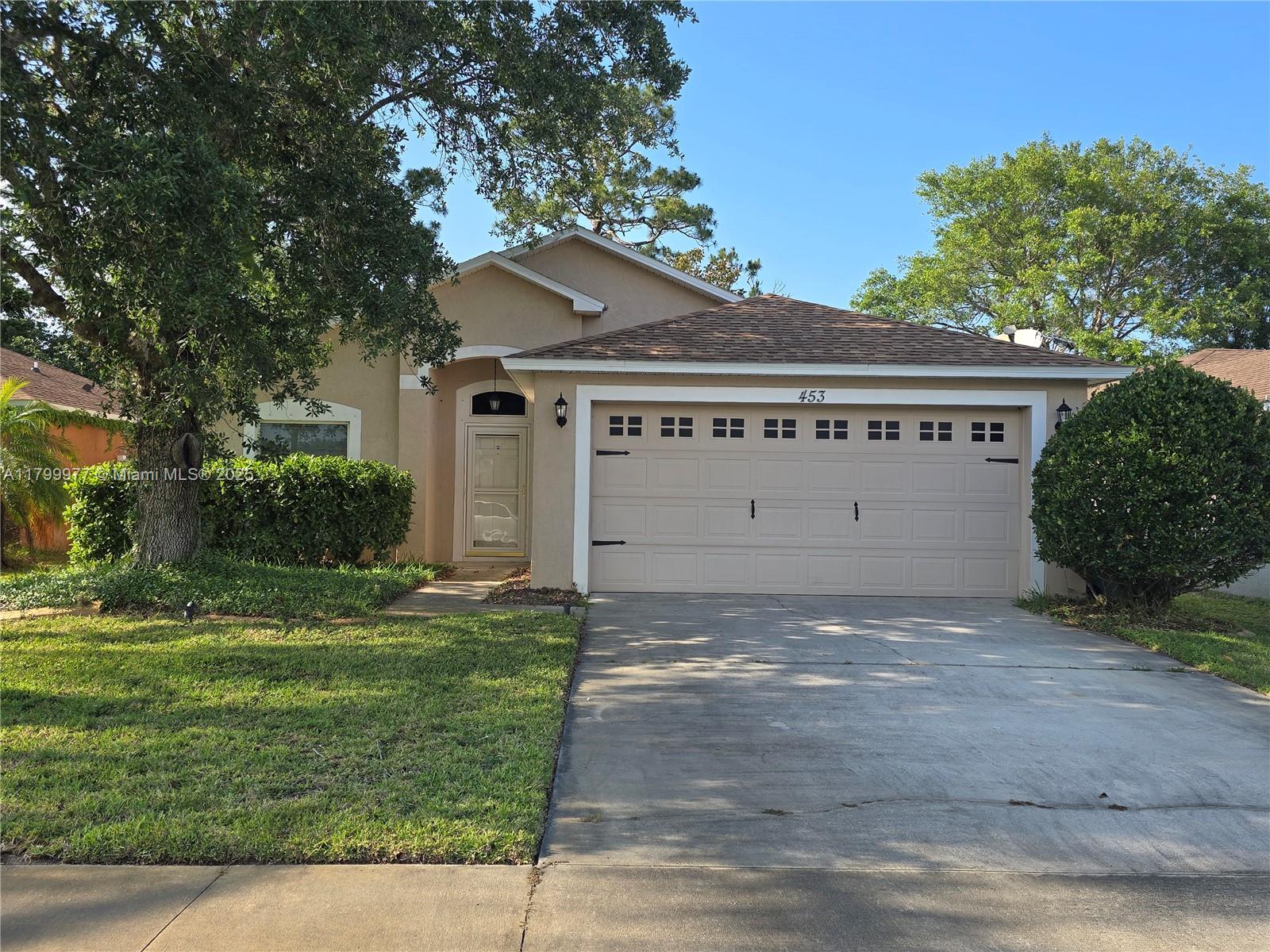 453 Dahoon Holly Dr Property Photo 2