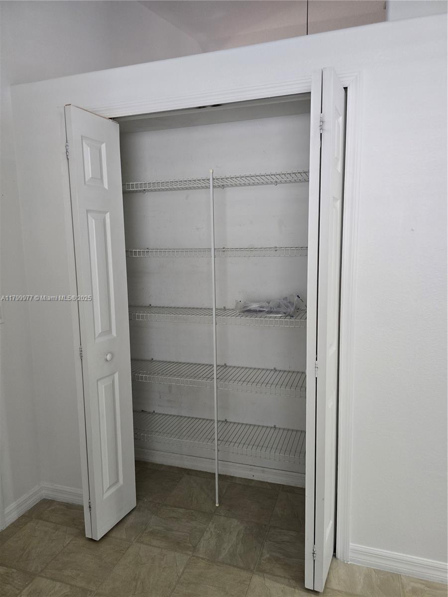 453 Dahoon Holly Dr Property Photo 17