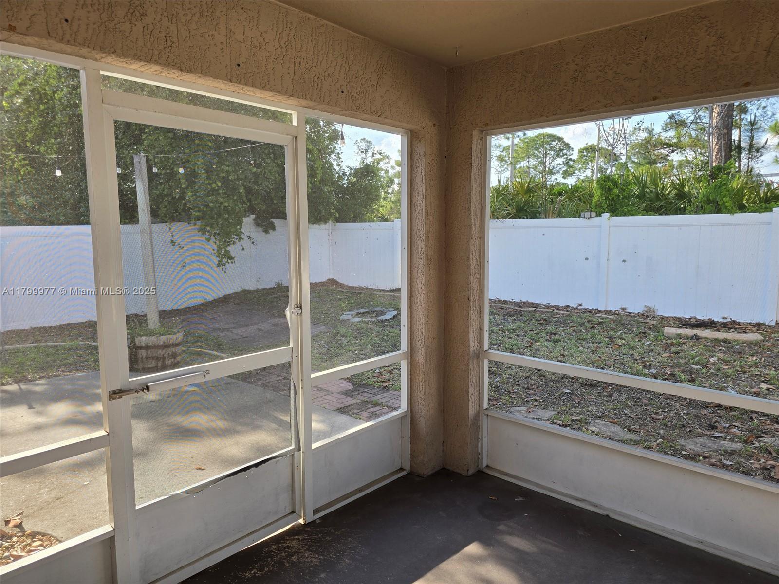 453 Dahoon Holly Dr Property Photo 22