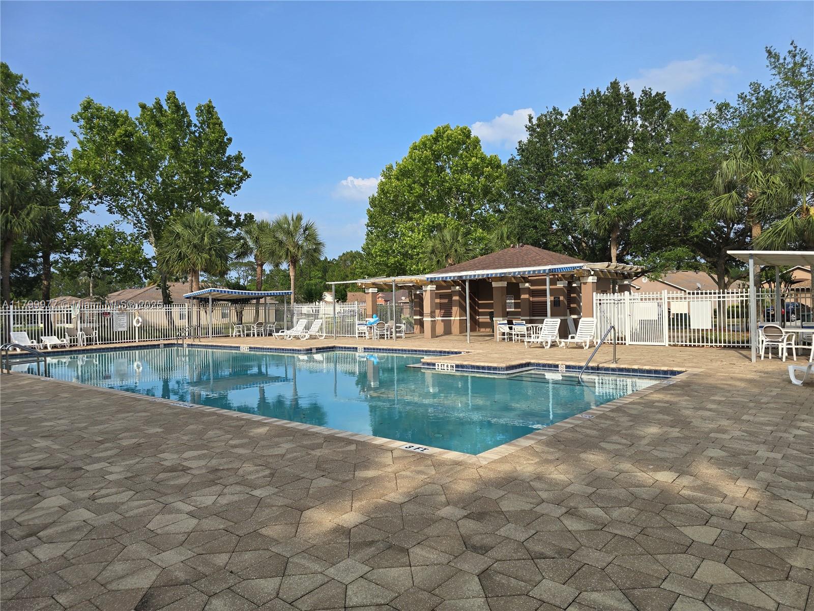 453 Dahoon Holly Dr Property Photo 39