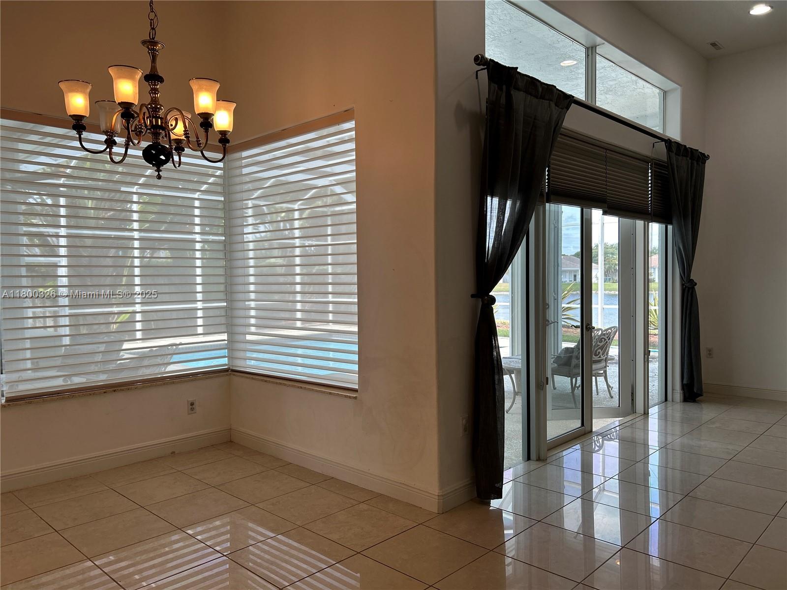 2640 Fairways Dr Property Photo 21