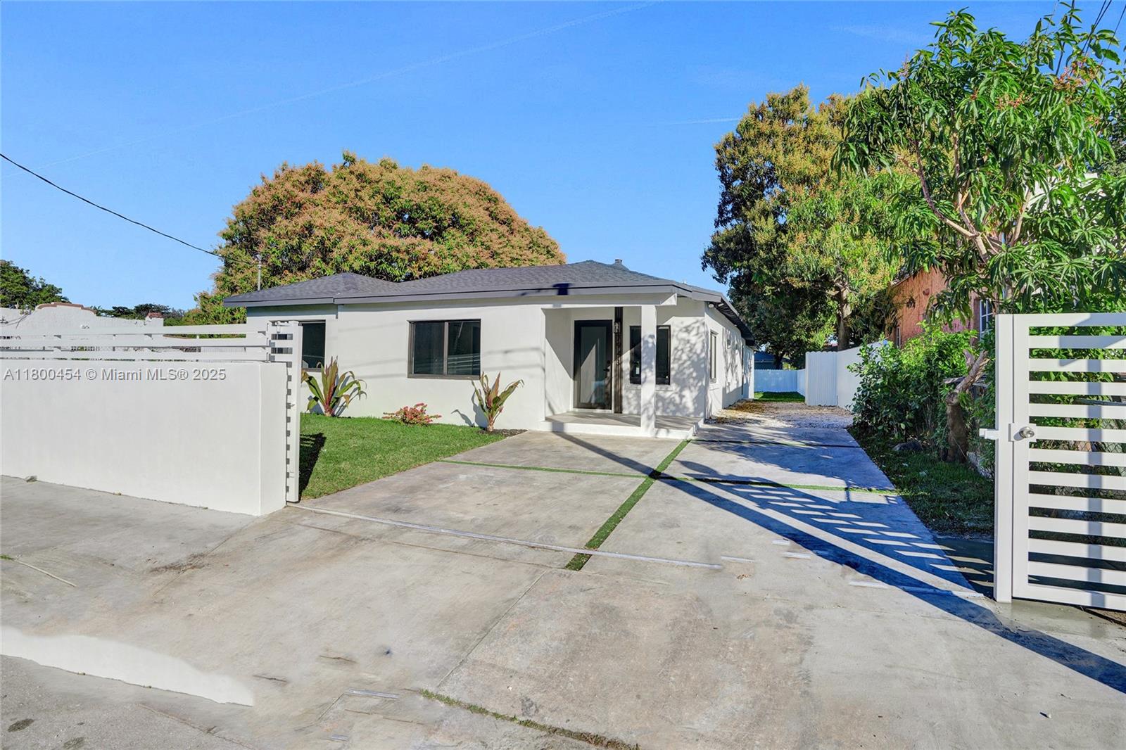 7943 NW 6th Ave 3 Property Photo 1