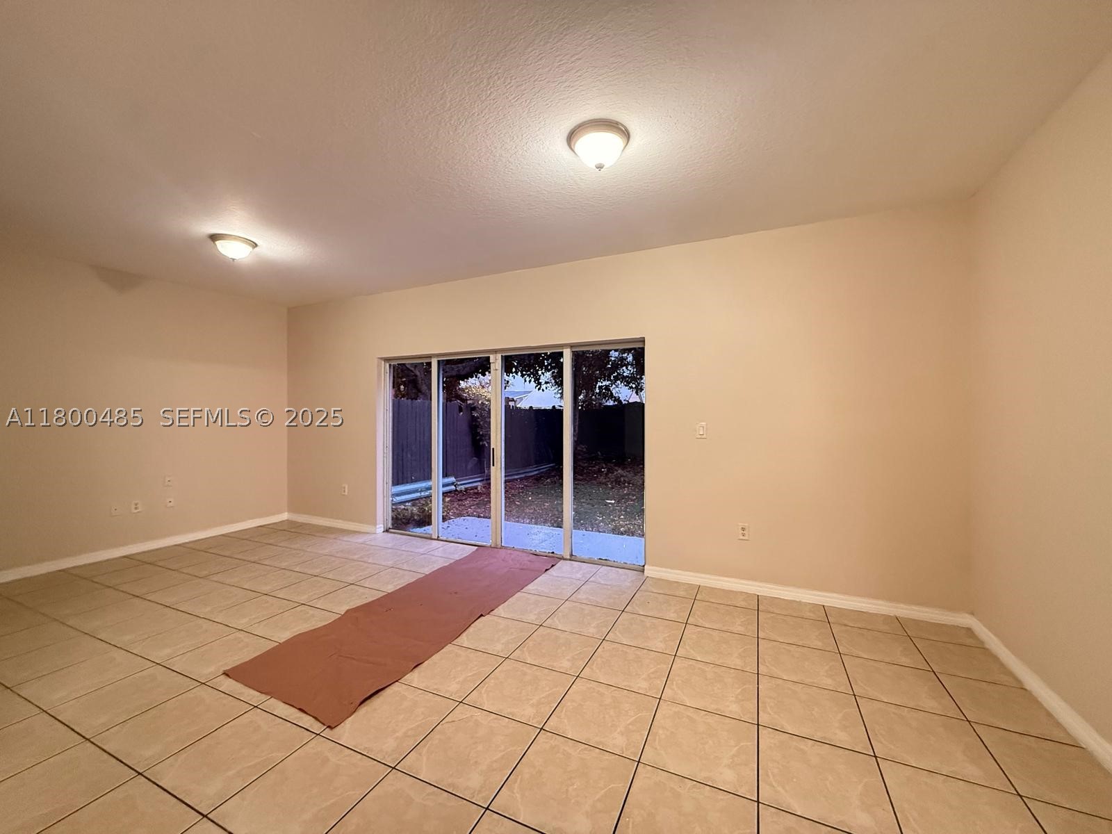 646 Sw 7th Ter Property Photo 10