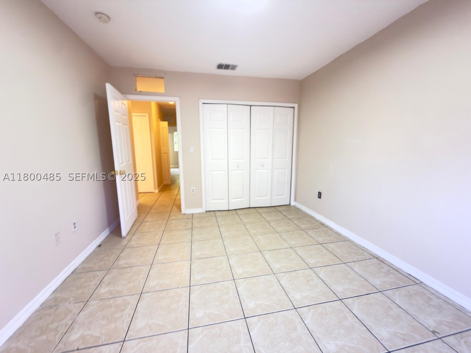 646 Sw 7th Ter Property Photo 11