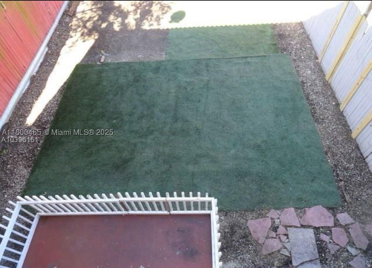 646 Sw 7th Ter Property Photo 29