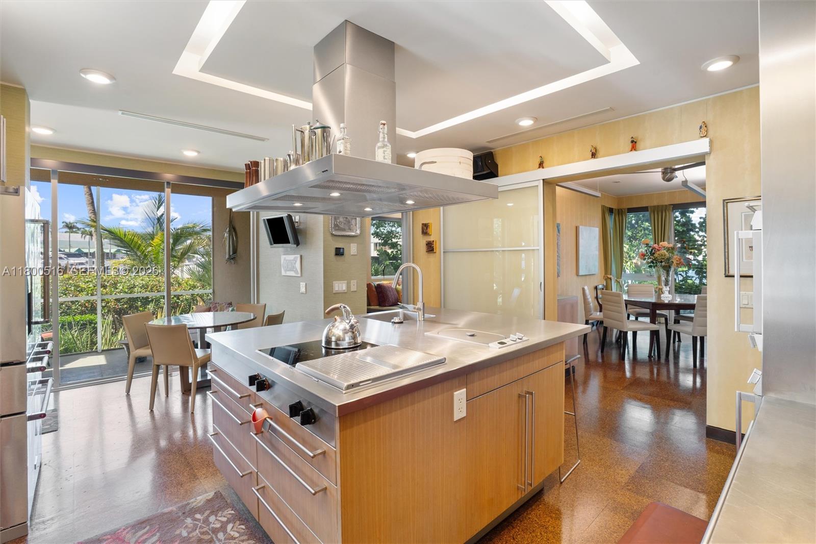 2500 Mercedes Dr Property Photo 13