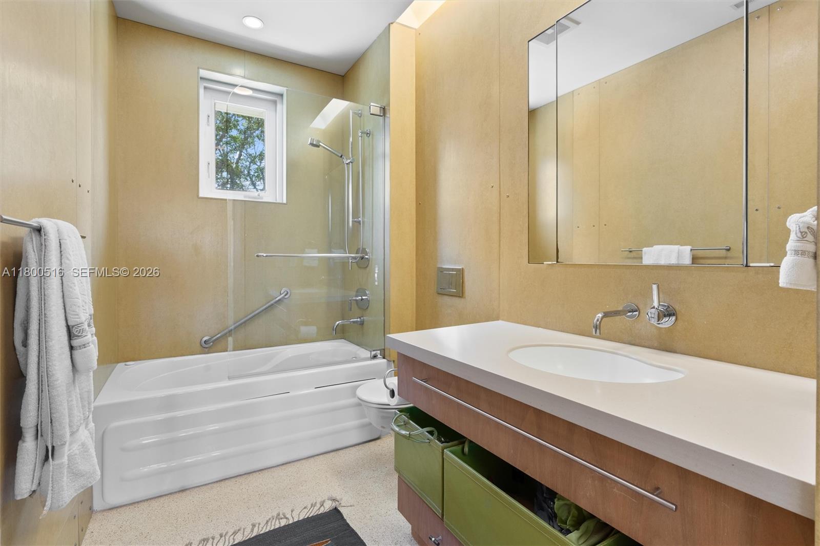 2500 Mercedes Dr Property Photo 30