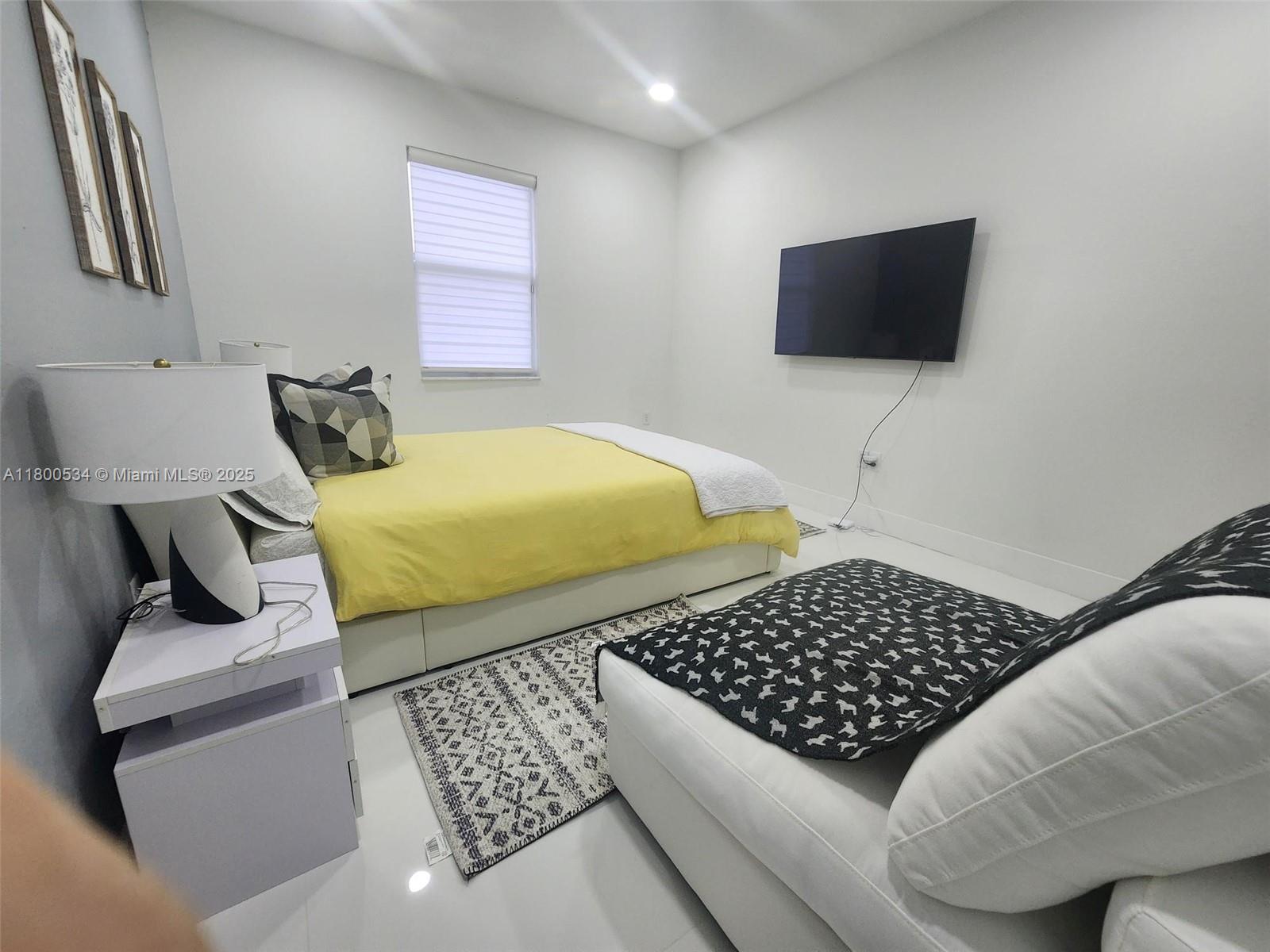 A11800534 Property Photo 19