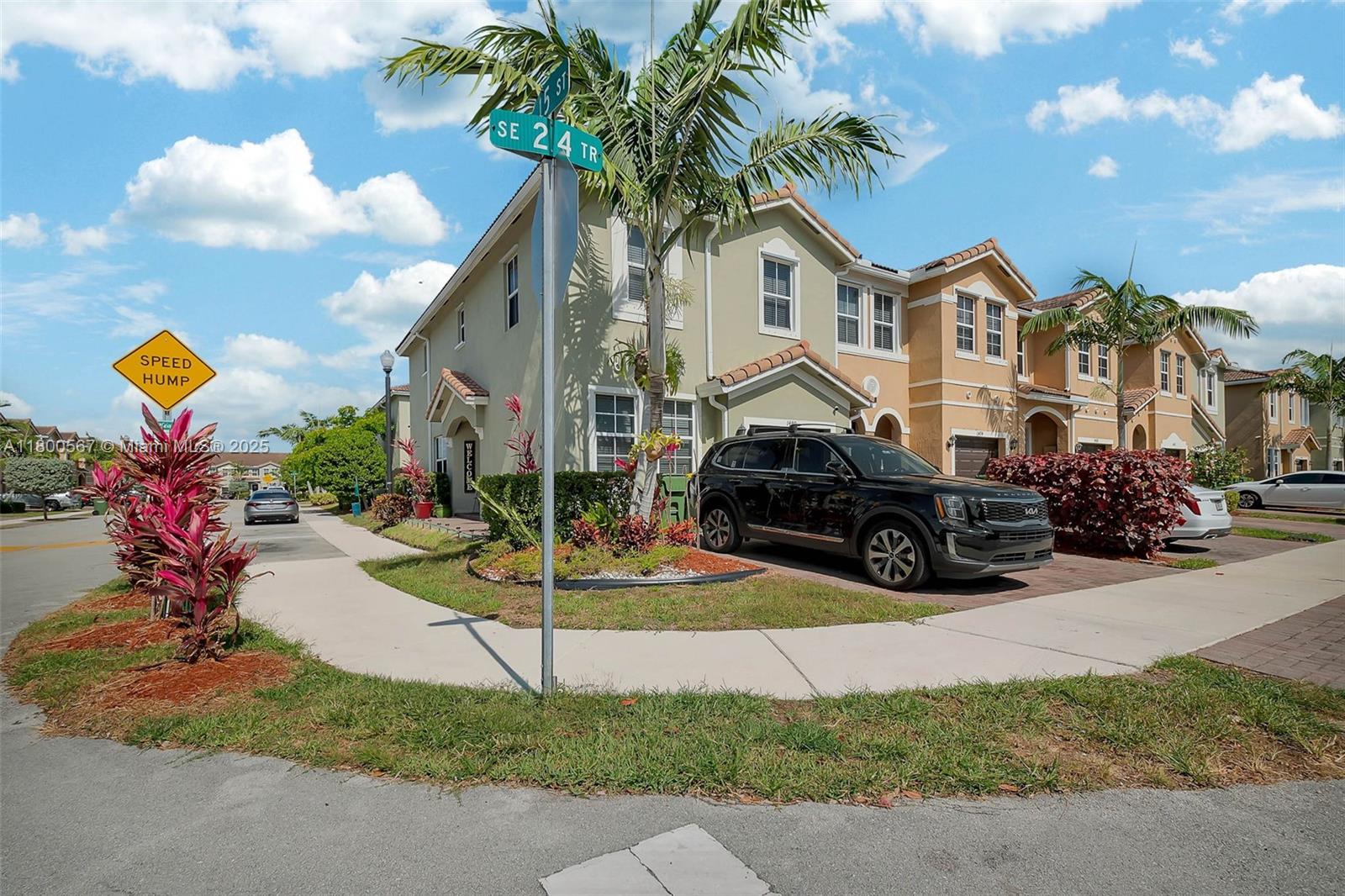 A11800567 Property Photo