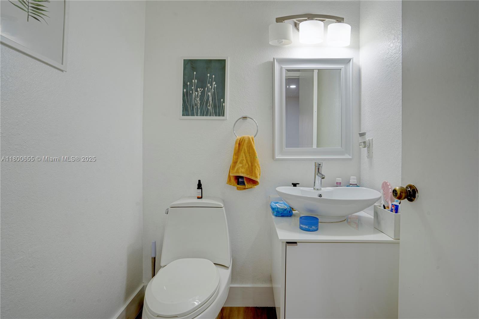 377 Ne 34th Ter Property Photo 16