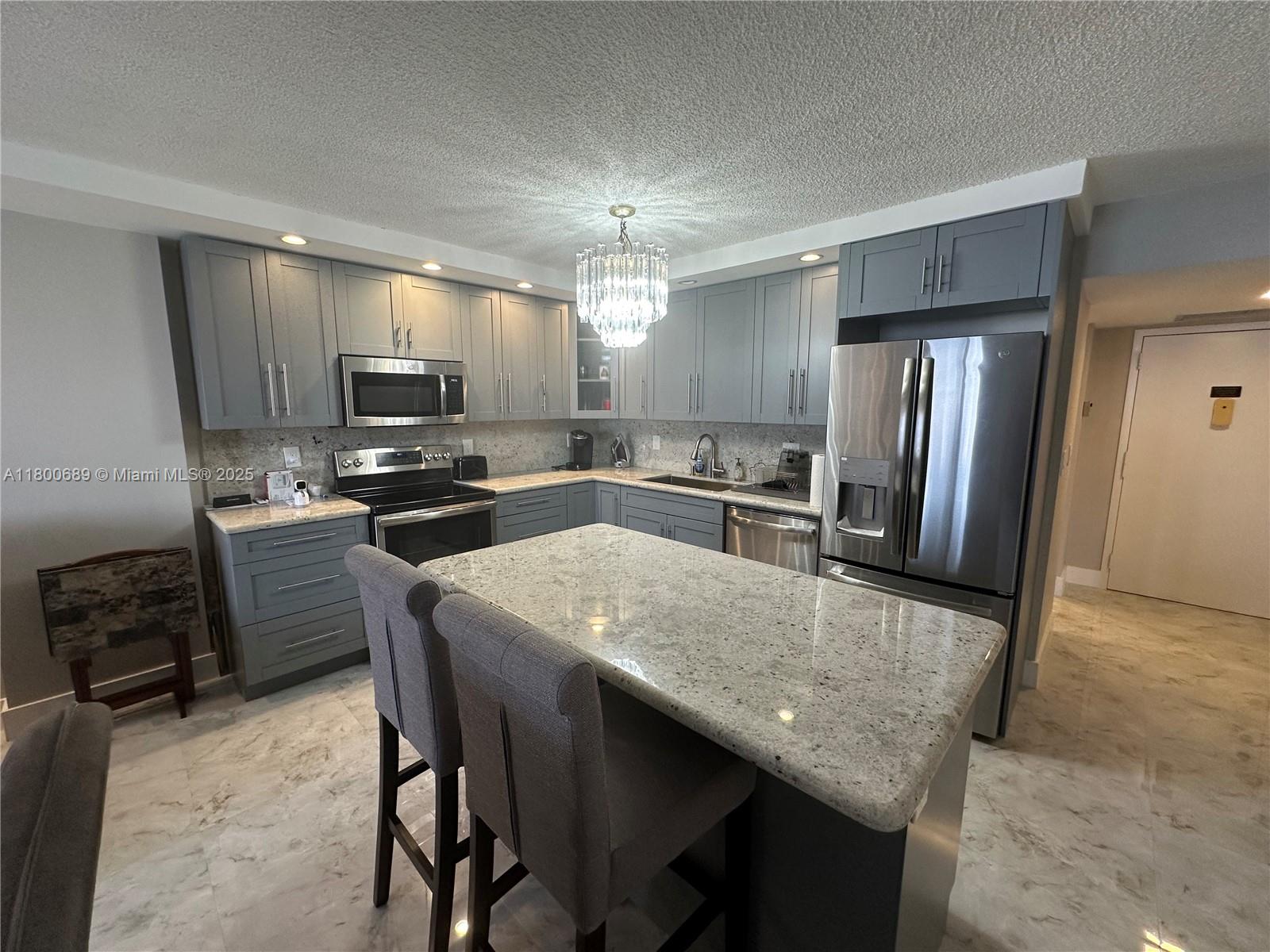 1865 S Ocean Dr 17c Property Photo 4