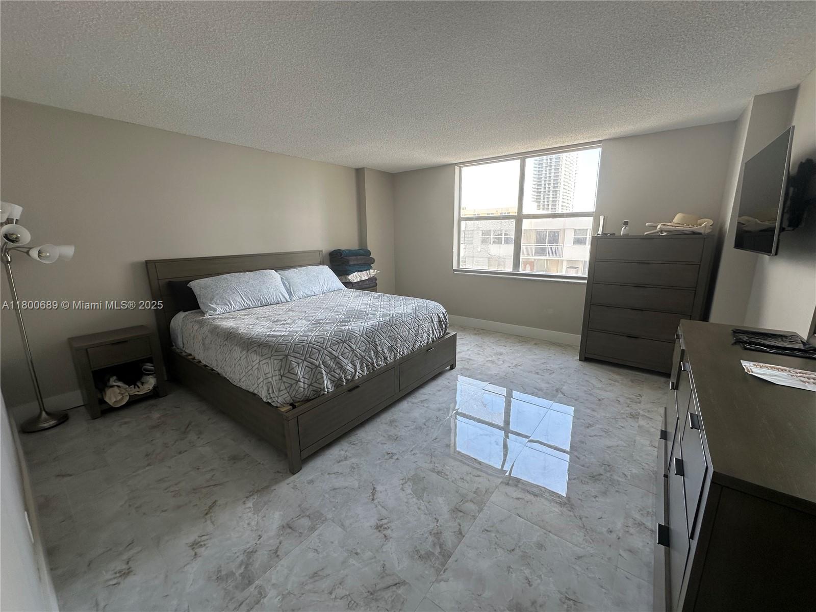 1865 S Ocean Dr 17c Property Photo 18