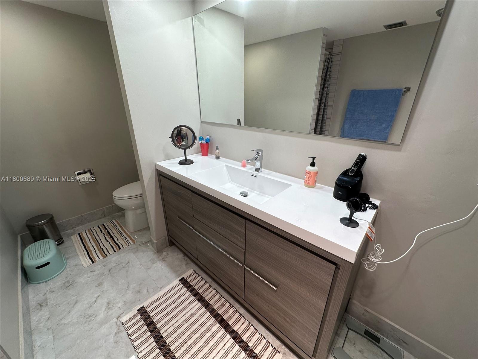 1865 S Ocean Dr 17c Property Photo 24