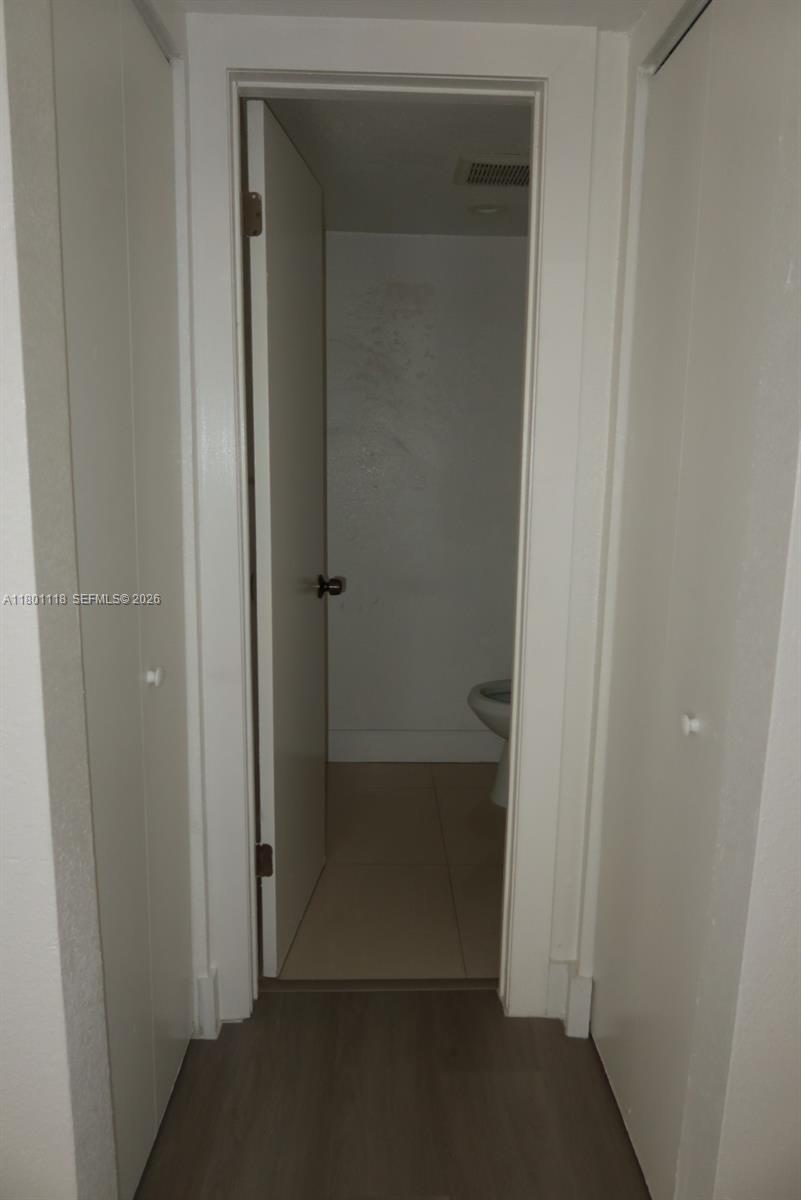 8098 Nw 99th Ter Property Photo 12