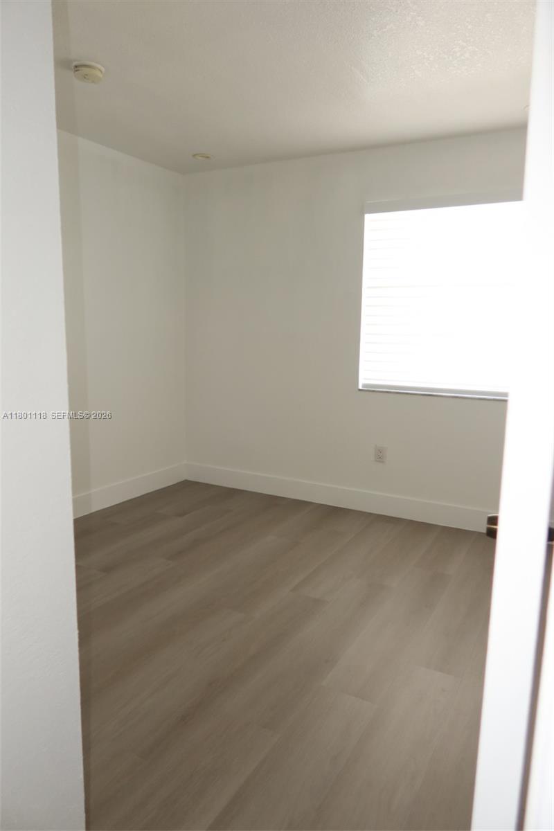 8098 Nw 99th Ter Property Photo 27