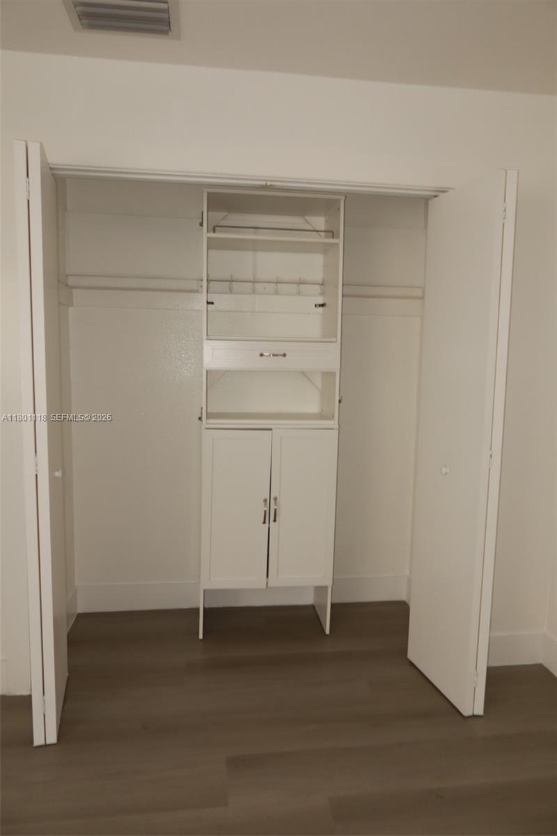 8098 Nw 99th Ter Property Photo 32