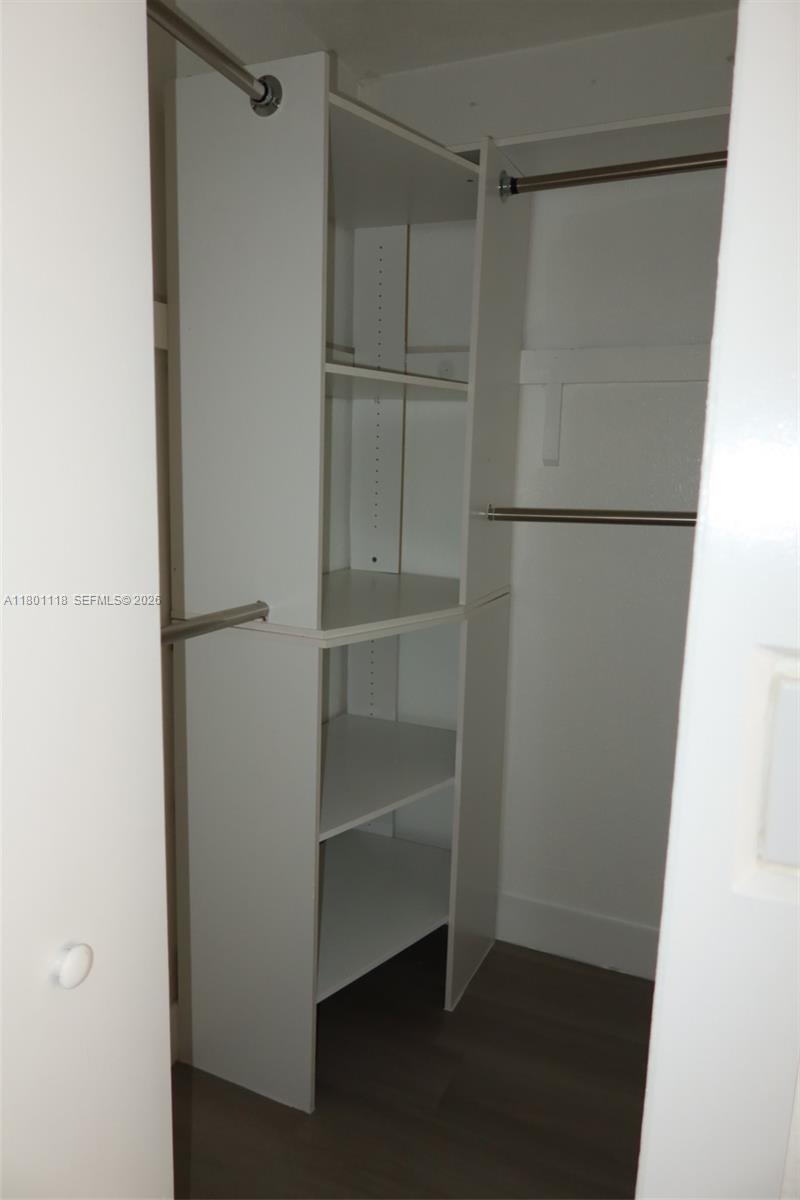 8098 Nw 99th Ter Property Photo 33