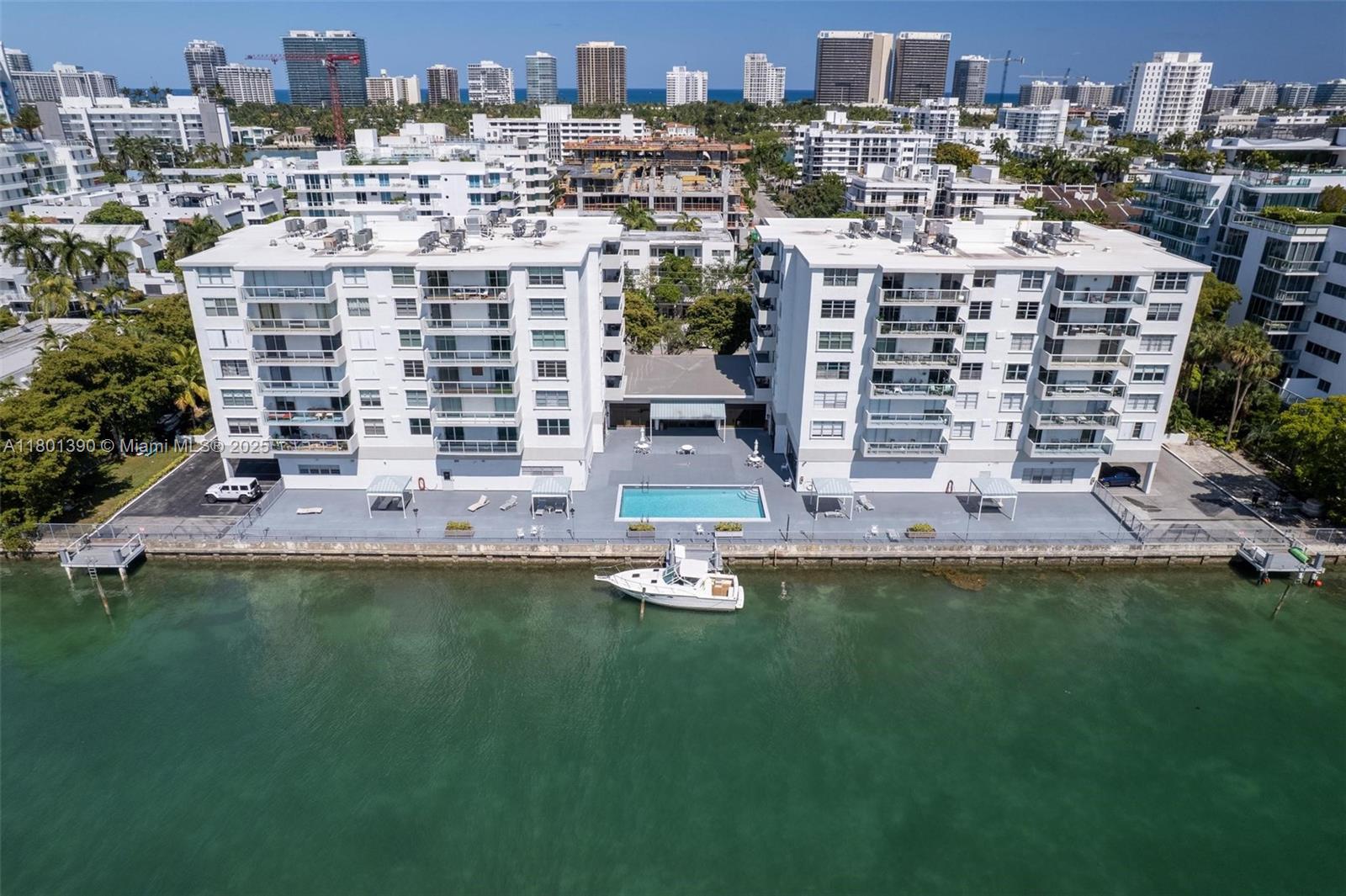 10000 W Bay Harbor Dr 324 Property Photo 1