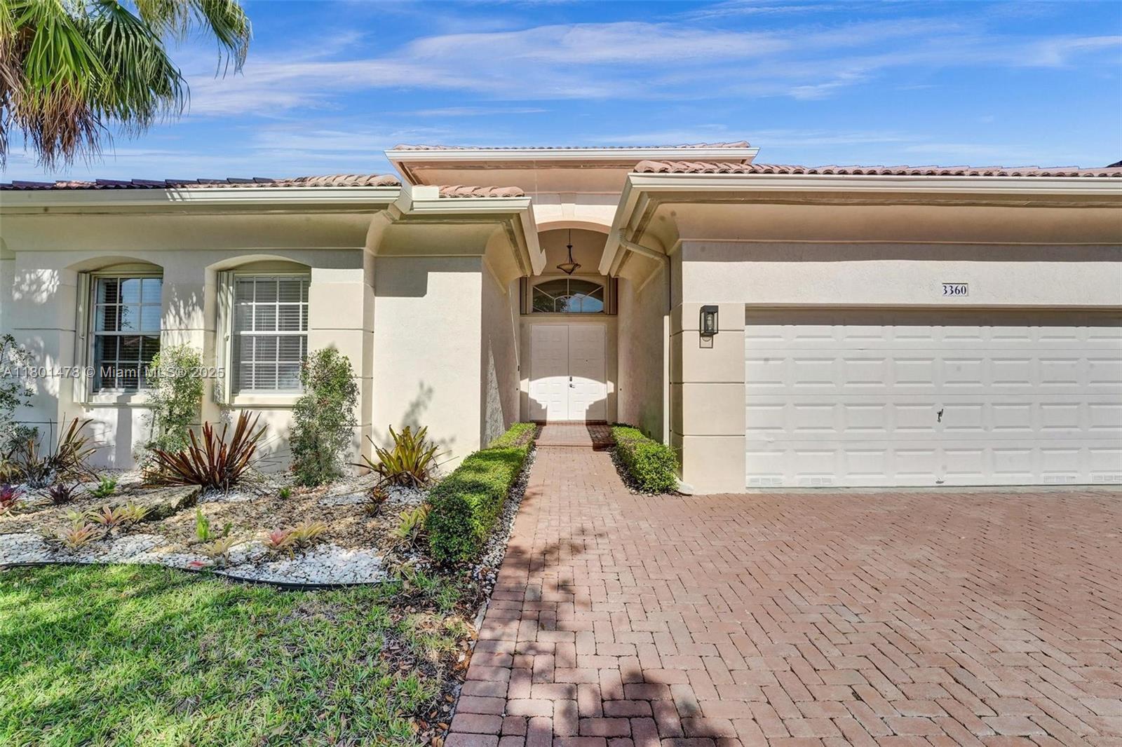 3360 SW 195th Ter Property Photo 1