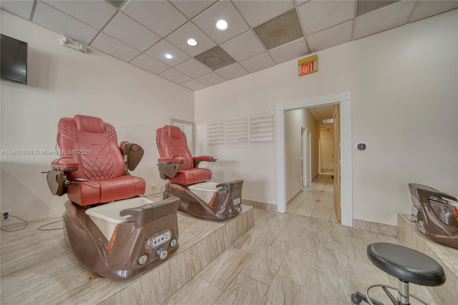Spaces For Lease In Coral Springs Shopping Center Property Photo 5