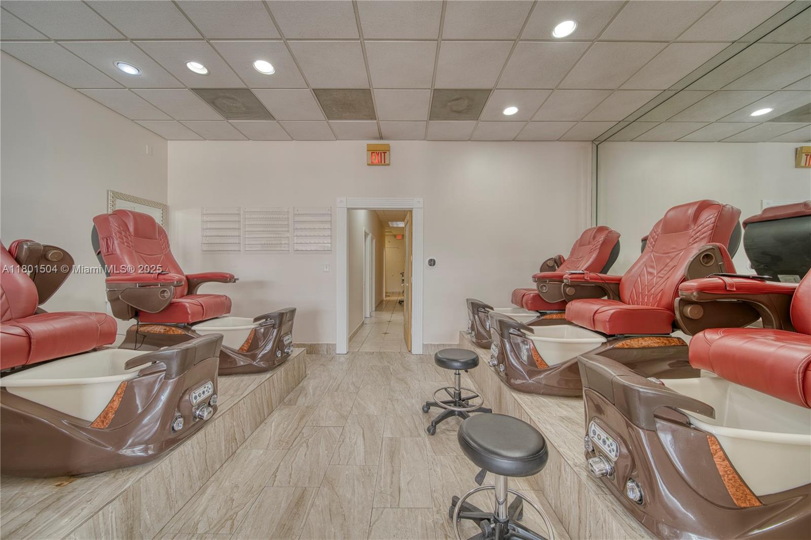 Spaces For Lease In Coral Springs Shopping Center Property Photo 6