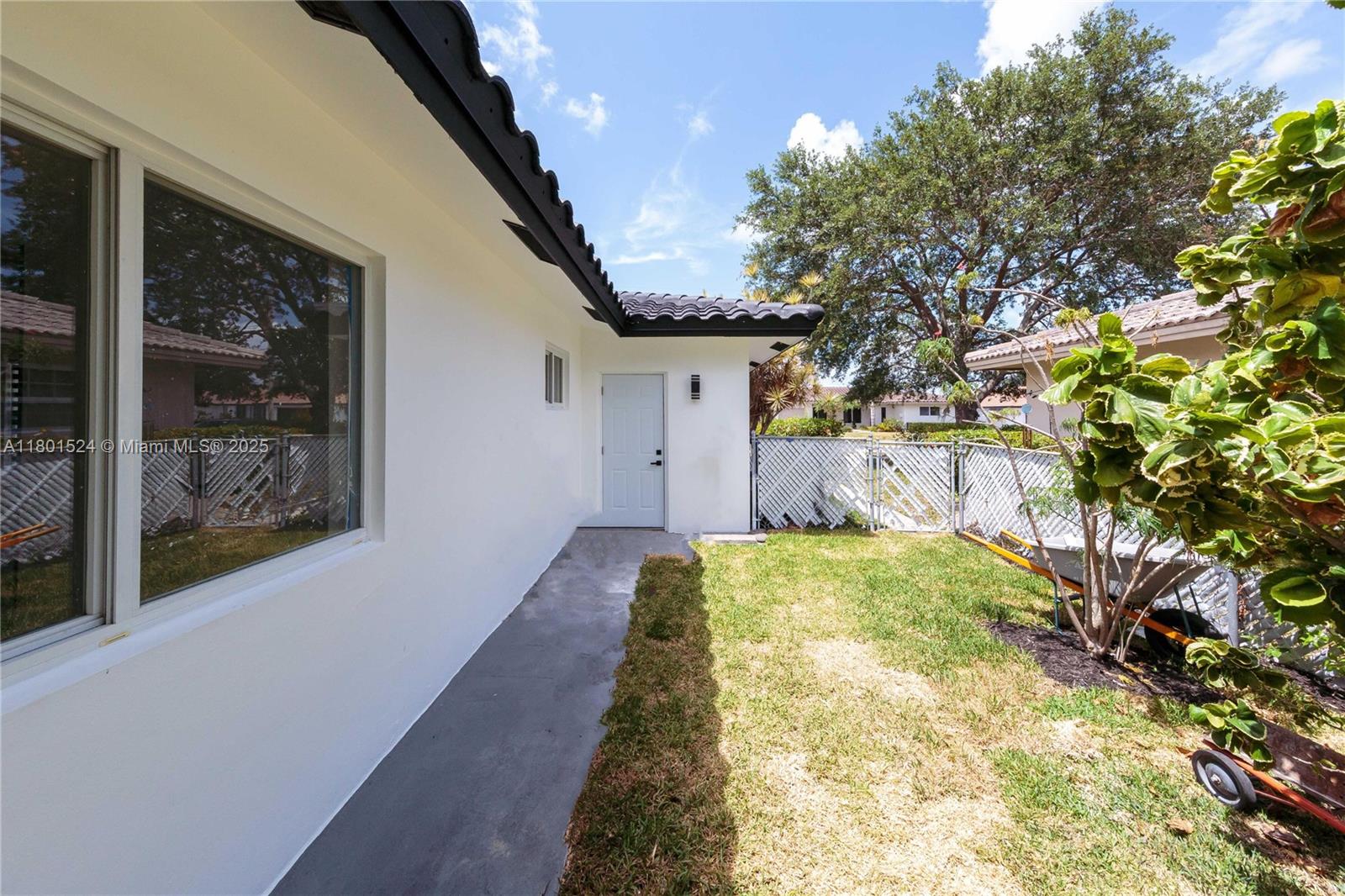 1830 Ne 65th Ct Property Photo 39