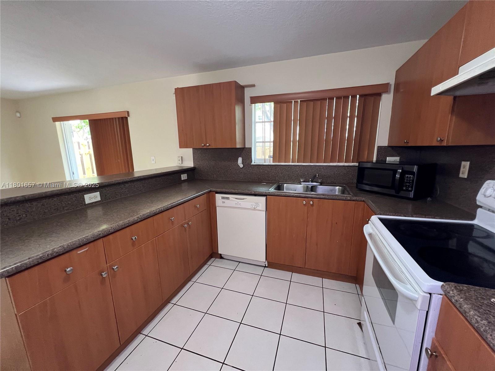 14116 Sw 260th St 102 Property Photo 4