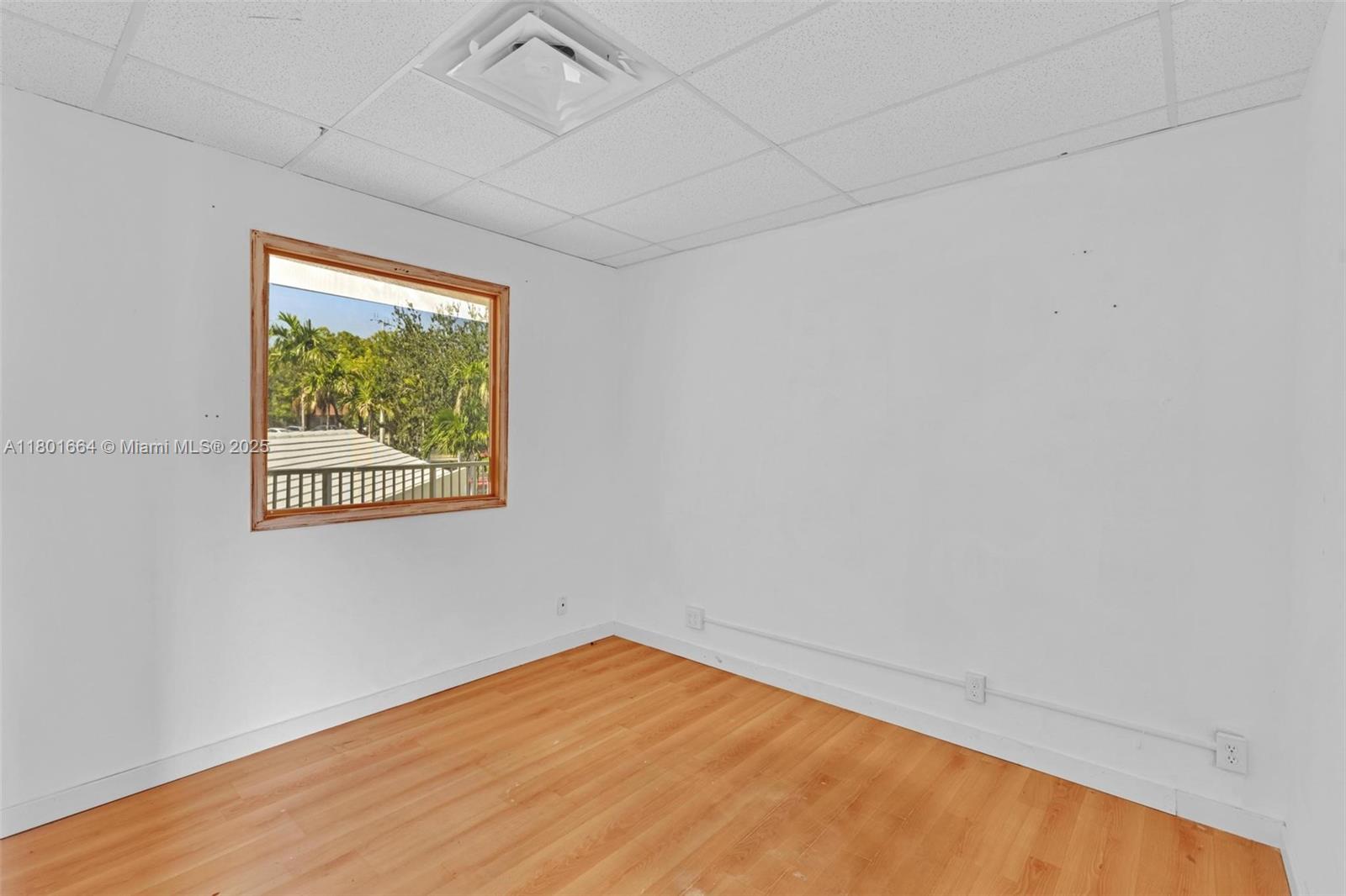 5130 N Federal Hwy 6 Property Photo 10