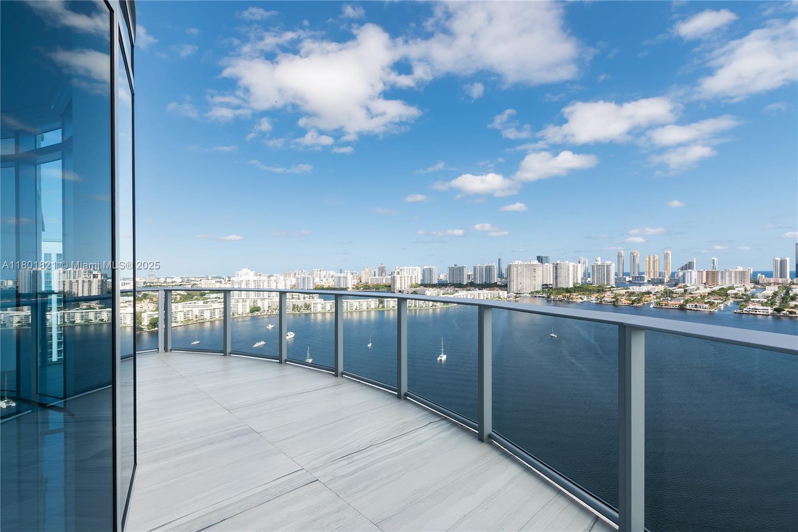 17111 Biscayne Blvd 2311 Property Photo 1