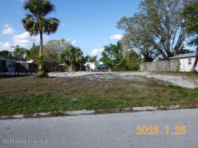 2500 Boyd Property Photo 1