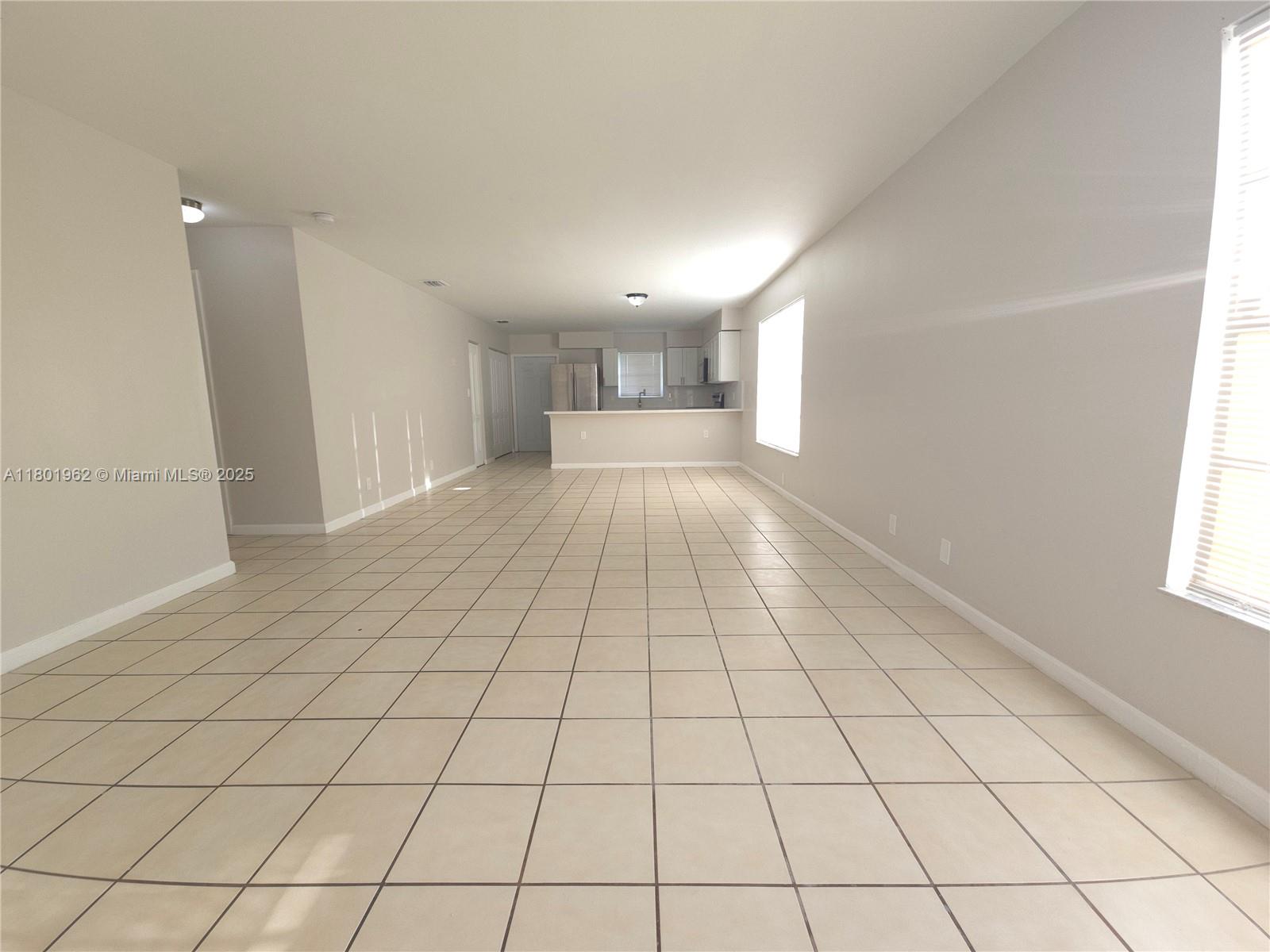 712 Sw 6 St Property Photo 3