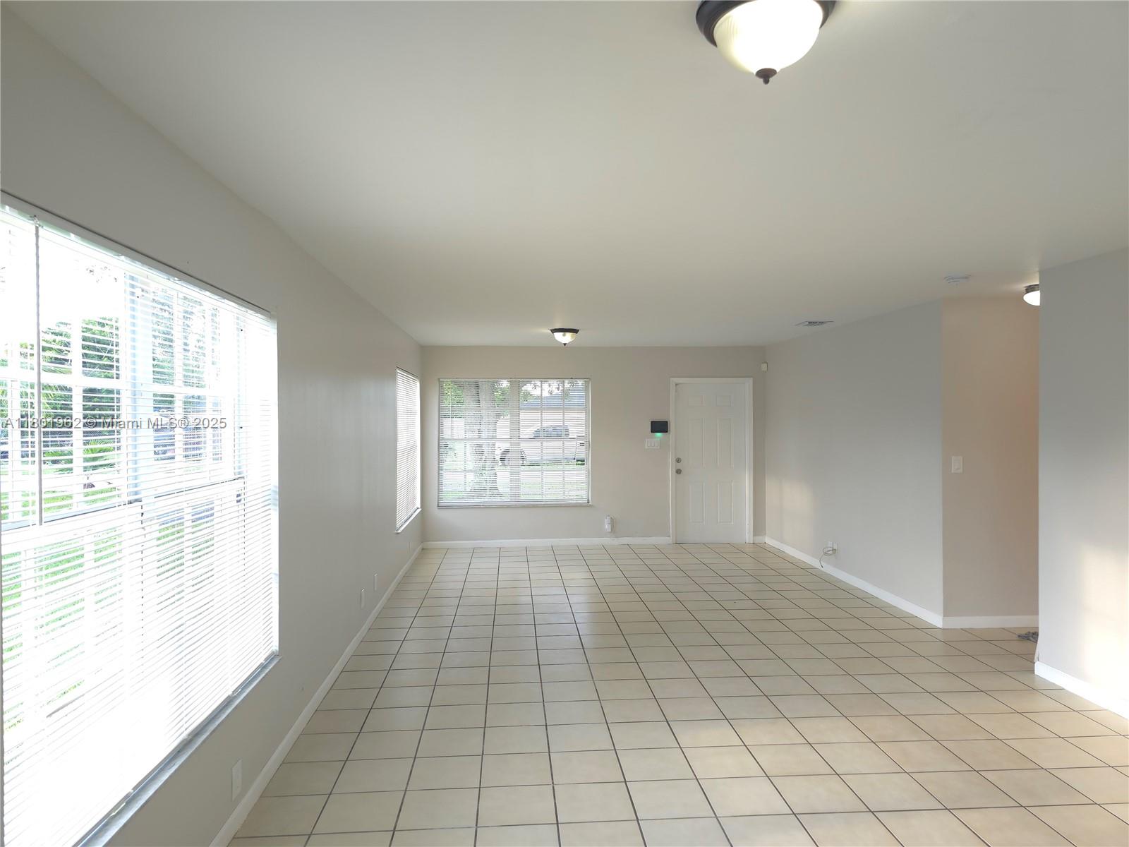 712 Sw 6 St Property Photo 23